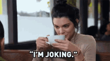 Kendall Jenner Joking GIF - Kendall Jenner Joking Funny GIFs