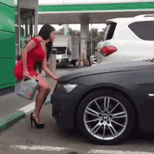 Gas Changing Car Oil GIF - Gas Changing Car Oil GIFs