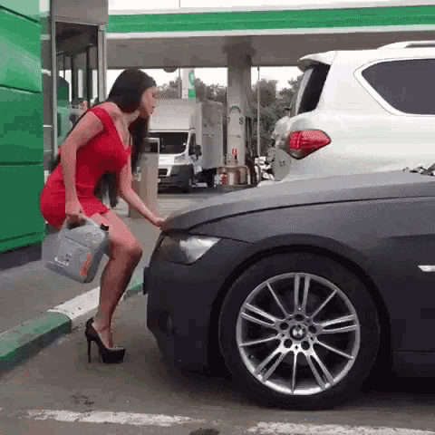Gas Changing Car Oil GIF - Gas Changing Car Oil GIFs