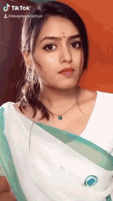saree saree love telugu girl