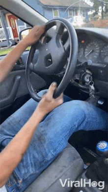 Broken Steering Wheel Viralhog GIF - Broken Steering Wheel Viralhog Steering Wheel Came Off GIFs