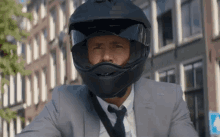 Motorcycle Ready GIF - Helmet Hitmans Bodyguard Hitmans Bodyguard Gifs GIFs