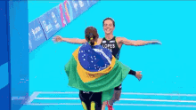 abrazar efusivamente abrazo te quiero felicitar amigos