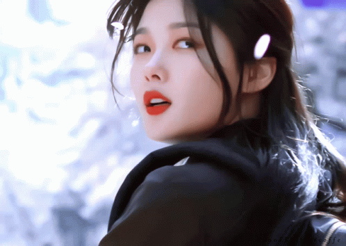 Kim Yoo Jung Look Back GIF - Kim Yoo Jung Look Back Pretty - Discover &  Share GIFs