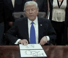 Trump Drawing GIF - Trump Drawing Kat GIFs