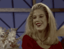 Tori Spelling Donna GIF - Tori Spelling Donna 90210 GIFs