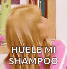 Huele Mi Shampoo Hair Flip GIF - Huele Mi Shampoo Hair Flip Champu GIFs