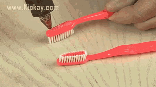Life Hack Toothbrush GIF - Life Hack Toothbrush Dont Use Toxic Glue Though  - Descubre & Comparte GIFs