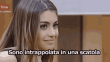 Emma Muscat Intrappolata Bloccata Amici GIF - Emma Muscat Trapped Stuck GIFs