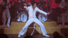 Dancing Elvis Presley GIF - Dancing Elvis Presley Austin Butler GIFs