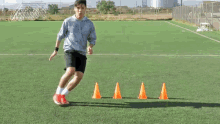 Practicando Futbol GIF - Practicando Futbol Entrenamiento GIFs