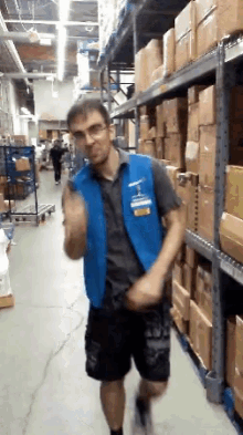 Woo Excited GIF - Woo Excited Warehouse GIFs