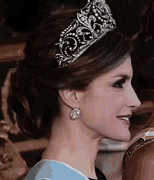 Queen Reina De España GIF - Queen Reina De España Spain GIFs