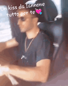 andrea iannone kiss selfie