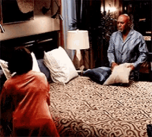 Pillow Fight Catherine Avery GIF - Pillow Fight Catherine Avery Greys GIFs