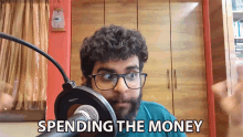Spending The Money Aakash Mehta GIF - Spending The Money Aakash Mehta Expenses GIFs