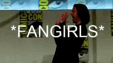 Supernatural Fan Girls GIF - Supernatural Fan Girls Clapping GIFs