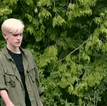 it victor criss logan thompson strolling it victor criss logan thompson strolling