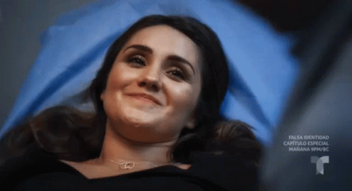 dulce-maria-falsa-identidad.gif