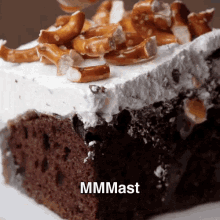 केक बढ़िया मज़ेदार स्वादिष्ट GIF - Shubh Kaamna Cake Badhiya GIFs