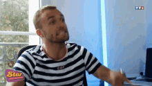 Ciao Squeezie GIF - Ciao Squeezie Bye GIFs