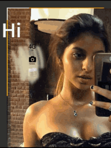 suhana khan hi mirror selfie pretty