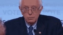 Oh No No GIF - Bernie Sanders No Nope GIFs