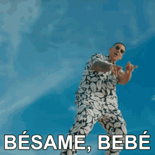 Besame Bebe Daddy Yankee GIF - Besame Bebe Daddy Yankee Bésame GIFs