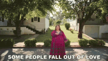 Some People Fall Out Of Love Chrissy Metz GIF - Some People Fall Out Of Love Chrissy Metz Talking To God Song GIFs