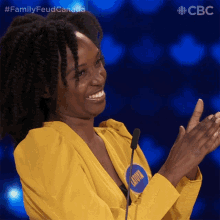Clapping Family Feud Canada GIF - Clapping Family Feud Canada Smiling GIFs