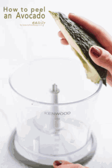 How To Peel An Avocado GIF - Avocado Howtopeel Howtopeelanavocado GIFs