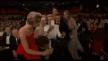Hanging W/ Friends At The Mall GIF - Oscars Ellen Degeneres Academy Awards GIFs