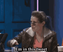 Im In This Tweet And I Dont Like It GIF - Im In This Tweet And I Dont Like It Amy Dallen GIFs