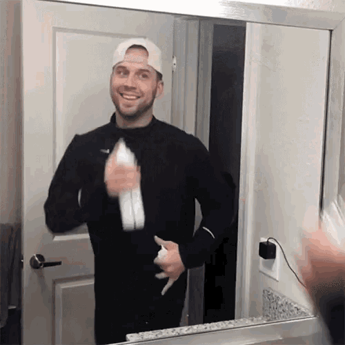 Cleaning Wiping GIF - Cleaning Wiping Dancing GIFs
