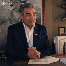 Offering Hand Eugene Levy GIF - Offering Hand Eugene Levy Johnny GIFs