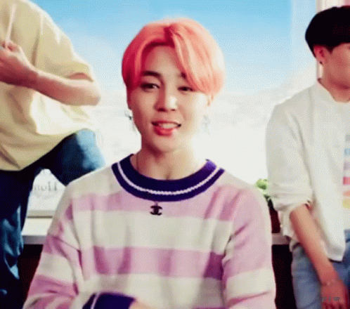 Jimin Boy With Luv Gif Jimin Boy With Luv Bts Discover Share Gifs