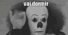 Vai Dormir Tchauzinho Palhaço GIF - Clown Bye Go To Sleep GIFs