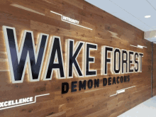 Gif Wake GIF - Gif Wake Forest GIFs