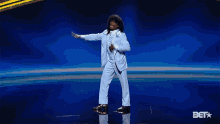 Dancing Retro Dance GIF - Dancing Retro Dance Retro Outfit GIFs