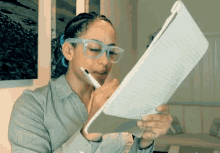Taking Notes Nerdy GIF - Taking Notes Nerdy Remembering GIFs