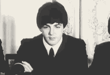 Paul Mc Cartney The Beatles GIF - Paul Mc Cartney The Beatles Interview GIFs