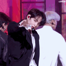 dancer heo