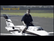 Ban Sunny Island GIF - Ban Sunny Island Airplane GIFs