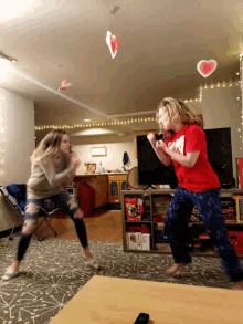 Fight Me Stance Friends GIF - Fight Me Stance Friends Girls GIFs