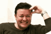 Laughing Ricky Gervais GIF - Laughing Ricky Gervais Laugh GIFs