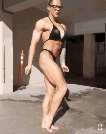 Muscle Muscle Girl GIF - Muscle Muscle Girl Fbb GIFs