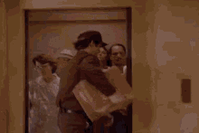 Eek GIF - Delivery Package Delivery Jim Carrey GIFs