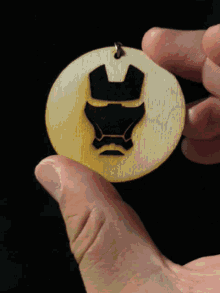 Avengers Iron Man GIF - Avengers Iron Man Keychain GIFs