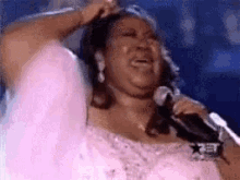 aretha singing wig concert throw aretha singing wig concert throw