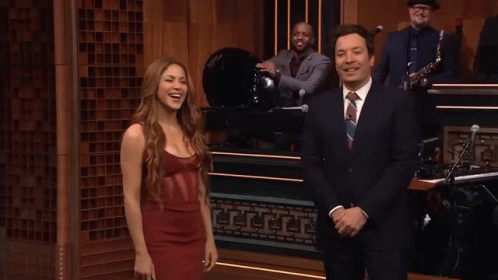 Shakira Jimmy Fallon GIF - Shakira Jimmy Fallon Bartekxpietrzyk